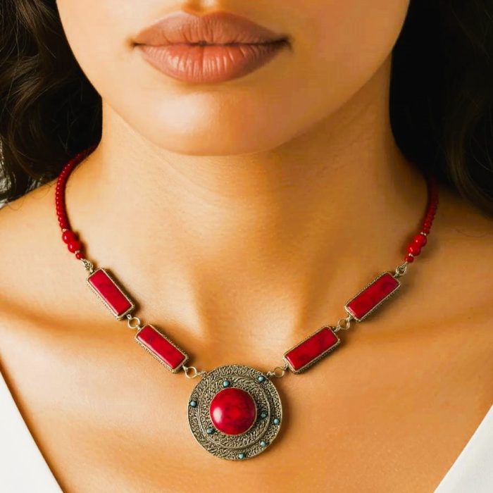 Native Style Imitation Necklace - Image 1