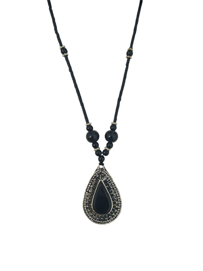 Vintage Black Necklace - Image 2