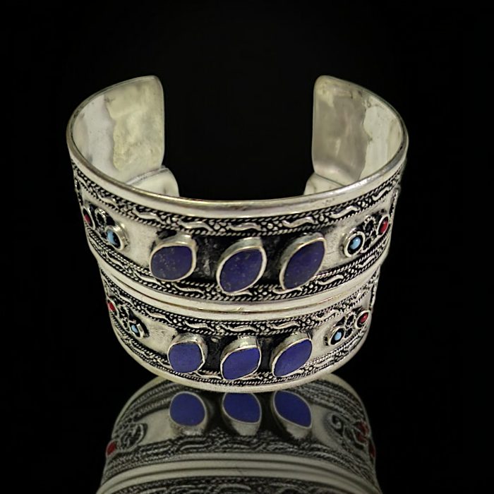 Metal Bracelet With Blue Lapis - Image 2