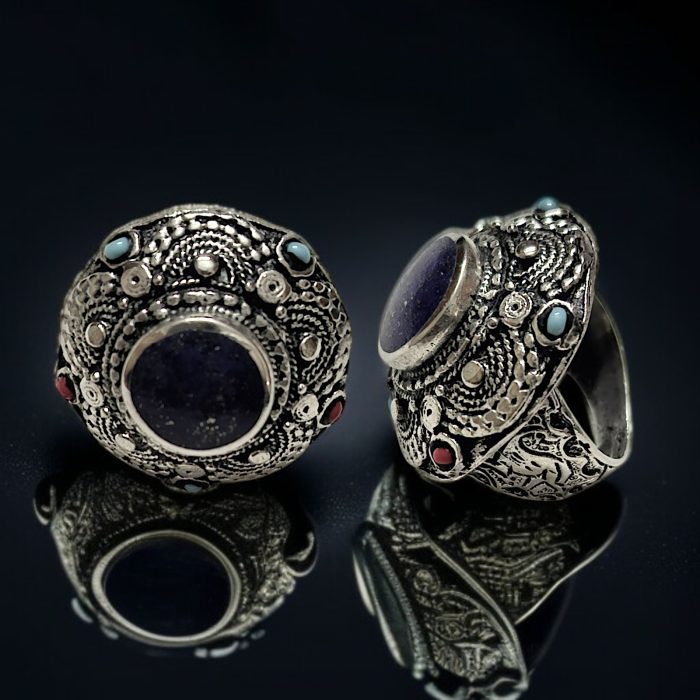 Vintage Style With Blue Lapis - Image 2